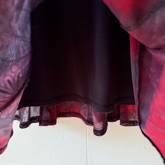 Y2K Red and Black Embroidered Sleeveless Dress with Sparkles - Picture 6 of 9